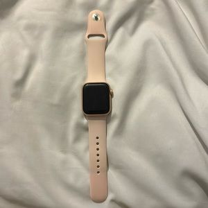Apple Watch SE, Rose gold 40MM